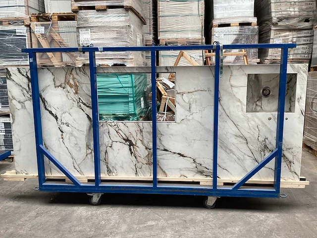 Neolith keramiek calacatta eilandwerkblad - afbeelding 1 van  12