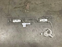 Neon-sign ‘here to create’ - afbeelding 1 van  5