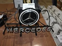 Neonreclame mercedes benz met buitenlandse stekker. werking onbekend - afbeelding 1 van  1