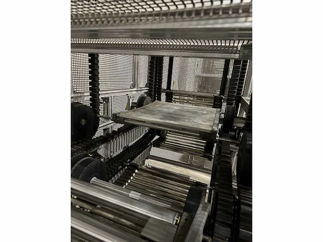 Nerak - s253/33/50 - continuous vertical conveyor - 2010 - afbeelding 4 van  10