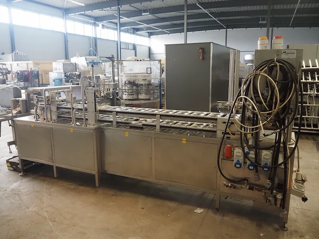 Nesbad industries ltd - afbeelding 13 van  18