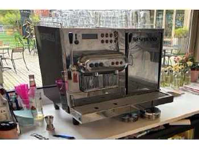 Nespresso aquila 220 koffiemachine - afbeelding 2 van  2