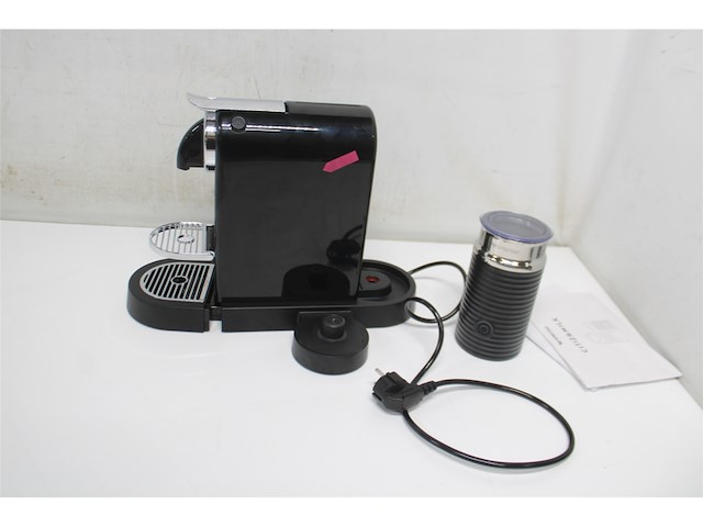 Nespresso de'longhi citiz & milk en267.bae koffiecupmachine zwart - afbeelding 2 van  3