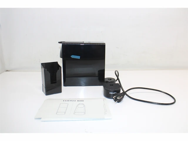 Nespresso essenza mini xn1108 koffiecupmachine zwart - afbeelding 4 van  5