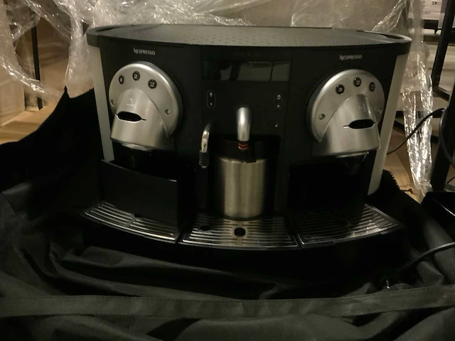 Nespresso gemini 220 espressomachine - afbeelding 2 van  3