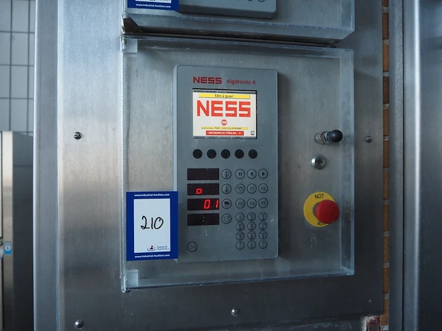 Ness - afbeelding 2 van  19