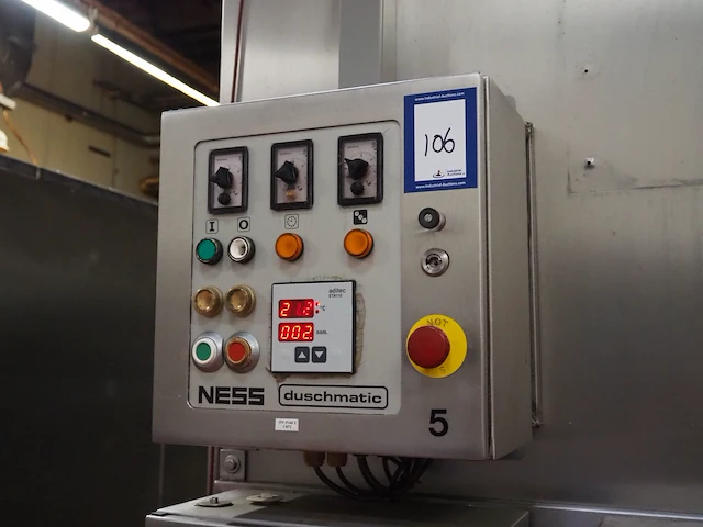 Ness - afbeelding 7 van  8