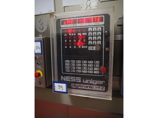 Ness - afbeelding 3 van  16