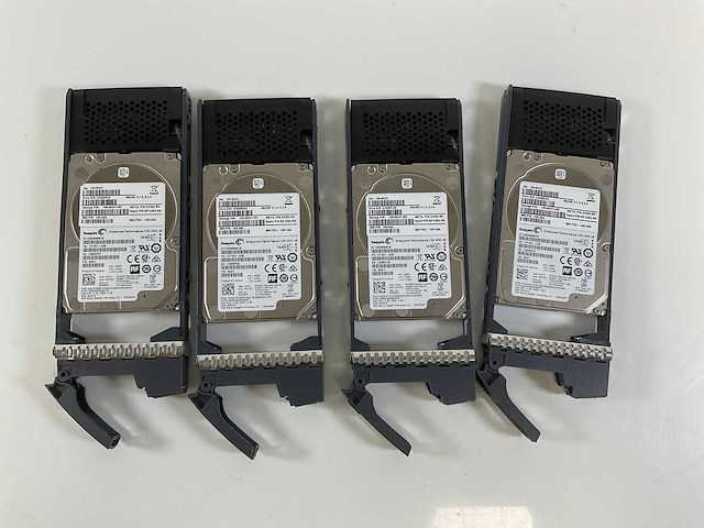 Netapp (naj-1001) 23x 1.2 tb seagate (st1200mm0018) - 1x 1.2 tb hgst (huc101812cs4204) disk array enclosure storage - afbeelding 10 van  12