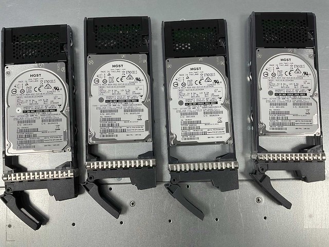 Netapp (naj-1001) 2x 1.2 tb seagate (st1200mm0018) - 22x 1.2 tb hgst (huc101812cs4204) disk array enclosure storage - afbeelding 2 van  12