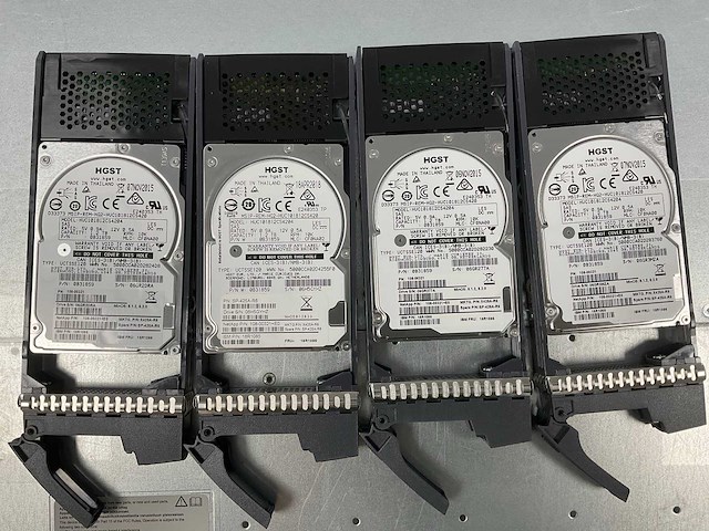 Netapp (naj-1001) 3x 1.2 tb seagate (st1200mm0018) - 21x 1.2 tb hgst (huc101812cs4204) disk array enclosure storage - afbeelding 11 van  12