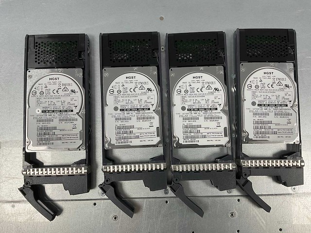 Netapp (naj-1001) 3x 1.2 tb seagate (st1200mm0018) - 21x 1.2 tb hgst (huc101812cs4204) disk array enclosure storage - afbeelding 12 van  12