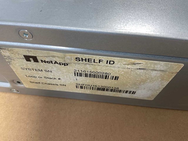 Netapp (naj-1001) 4x 1.2 tb seagate (st1200mm0018) - 18x 1.2 tb hgst (huc101812cs4204) - 2x 1.2 tb toshiba (hdebl12naa51) disk array enclosure storage - afbeelding 9 van  12