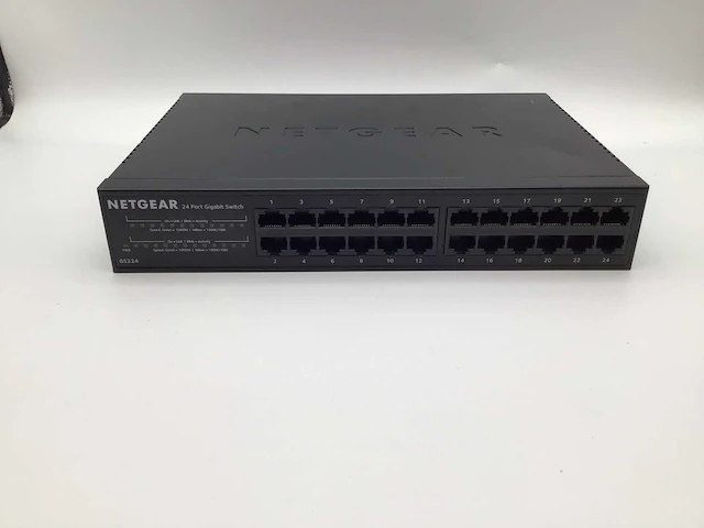 Netgear 24 poort gigabit ethernet switch - afbeelding 3 van  8