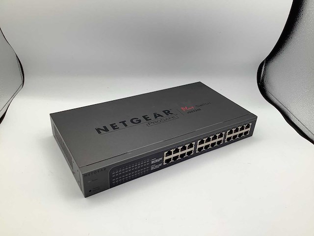 Netgear jgs524e prosafe plus switch 24-port gigabit switch - afbeelding 1 van  6