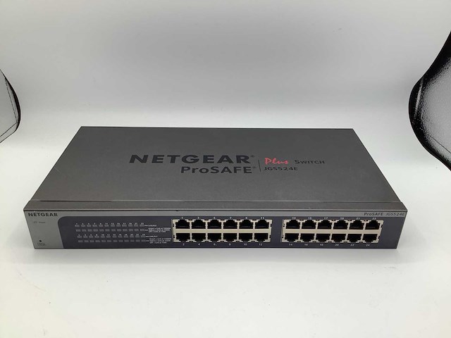 Netgear jgs524ev2 prosafe plus switch 24-port gigabit switch - afbeelding 2 van  5