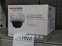 Netwerk camera hikvision type hwi-d180h, hd kwaliteit, weer bestendig - afbeelding 1 van  2