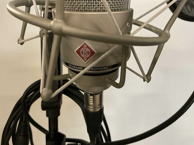 Neumann tlm103 microfoon - afbeelding 2 van  9