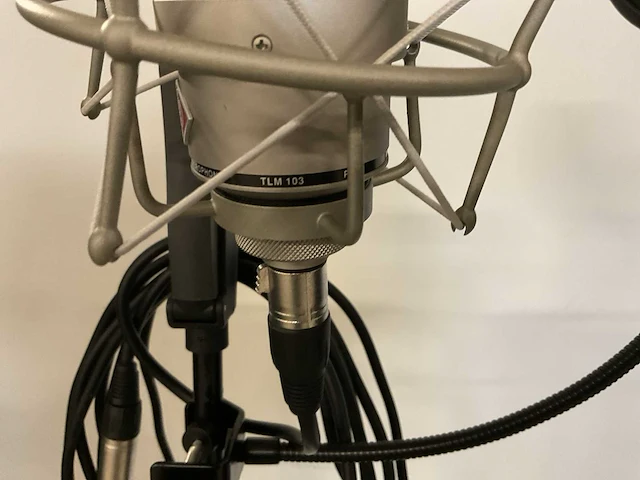 Neumann tlm103 microfoon - afbeelding 3 van  9