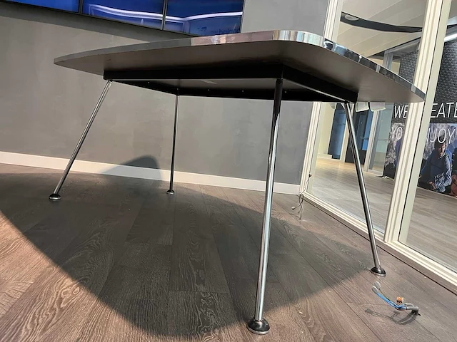 New balance - design tafel 165x100 - afbeelding 9 van  10