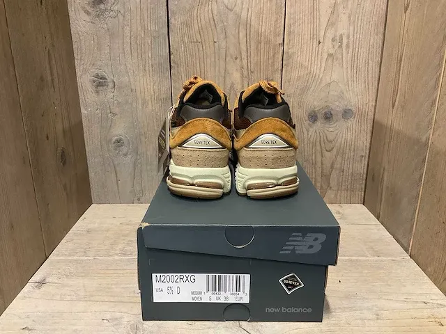 New balance - m2002rxg - sneaker maat 38,5 - afbeelding 3 van  3