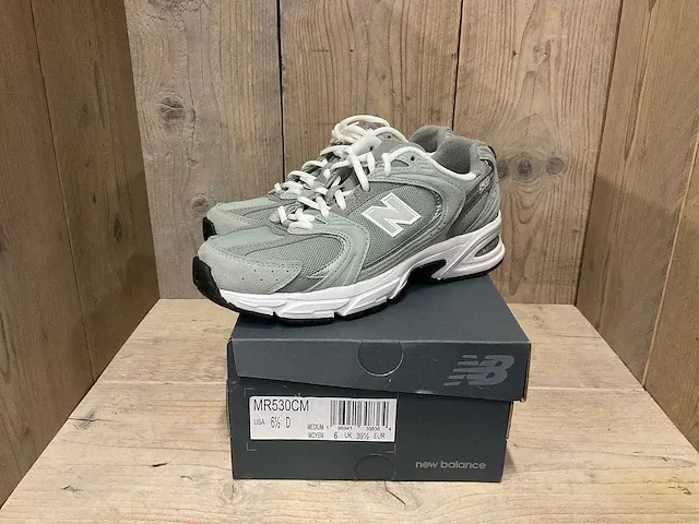 New balance - mr530cm - sneaker maat 39,5 - afbeelding 2 van  3