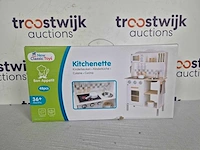 New classic toys houten speelkeuken wit - met kookplaat die licht geeft en kook geluid maakt - krijtbord aan de zijkant - afbeelding 2 van  2