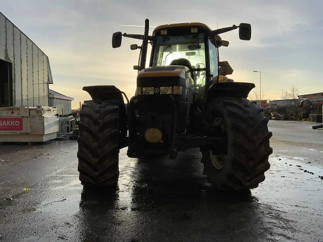 New holland - tb140 - land- en bosbouwtrekker - afbeelding 39 van  44