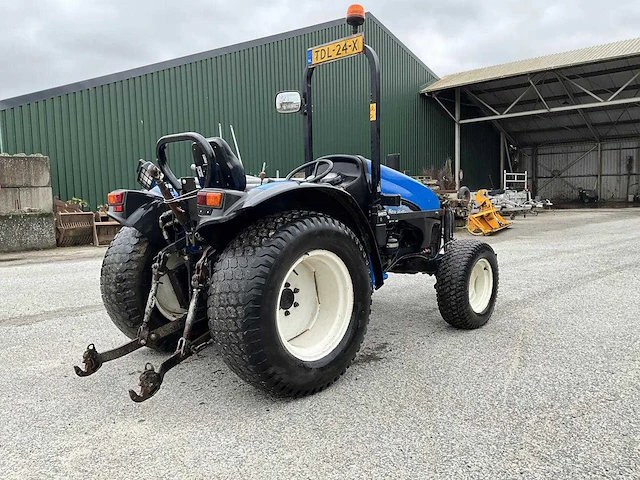 New holland - tce55 - land- en bosbouwtrekker - afbeelding 3 van  15