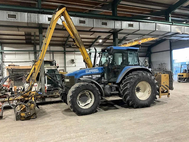 New holland - tm165 - land- en bosbouwtrekker - afbeelding 3 van  15