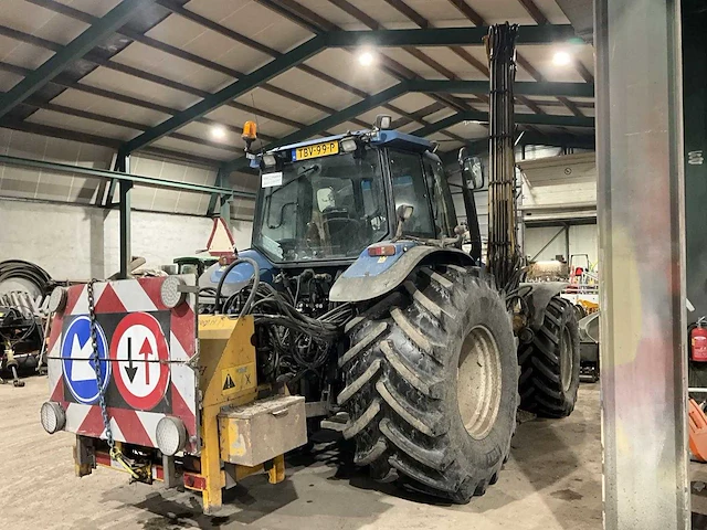 New holland - tm165 - land- en bosbouwtrekker - afbeelding 9 van  15