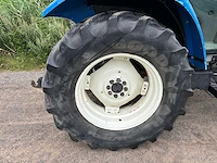 New holland - ts90 - 4-wheel drive tractor - 1998 - afbeelding 18 van  40