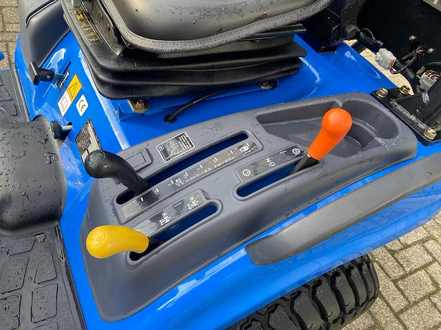 New holland - tz24d - mini tractor met maaidek - 2008 - afbeelding 2 van  24