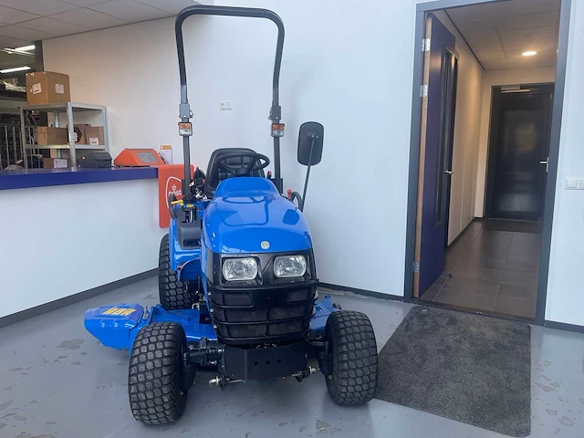 New holland - tz24d - mini tractor met maaidek - 2008 - afbeelding 15 van  24