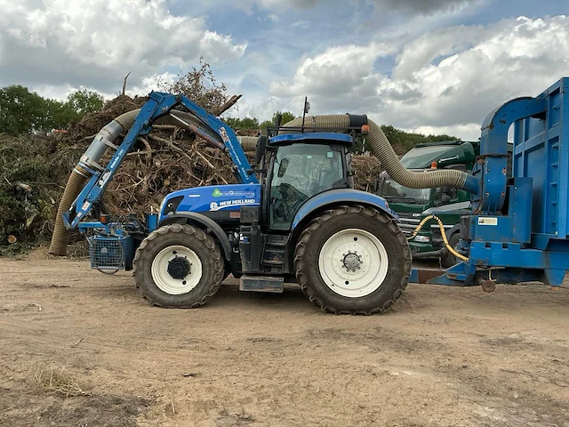 New holland 2014 t7.235 vierwielaangedreven landbouwtractor - afbeelding 2 van  95