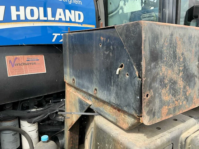 New holland 2014 t7.235 vierwielaangedreven landbouwtractor - afbeelding 36 van  95