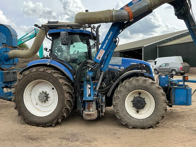 New holland 2014 t7.235 vierwielaangedreven landbouwtractor - afbeelding 34 van  95