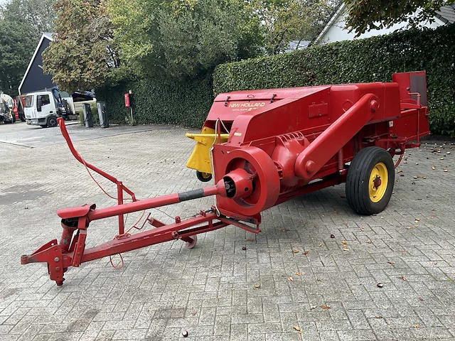 New holland 278 vierkante balenpers - afbeelding 2 van  14