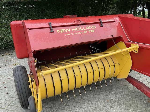 New holland 278 vierkante balenpers - afbeelding 5 van  14