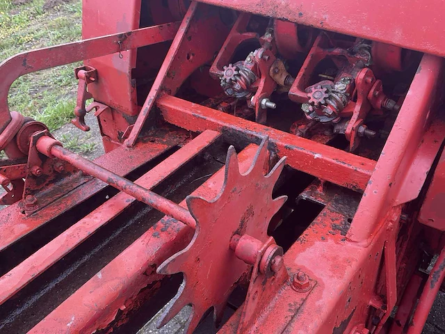 New holland 376 kleine balen pers - afbeelding 16 van  19