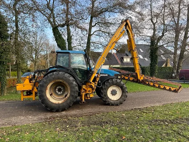 New holland 8160 range command vierwielaangedreven landbouwtractor - afbeelding 63 van  64