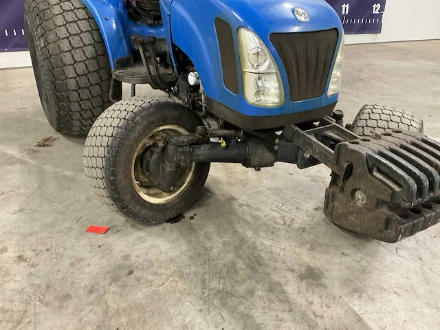 New holland boomer 2035 compacttractor - afbeelding 3 van  22