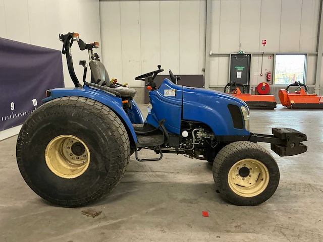 New holland boomer 2035 compacttractor - afbeelding 17 van  22
