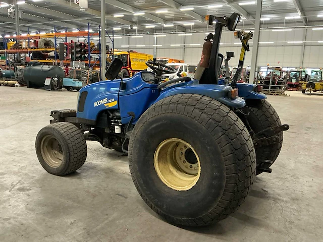 New holland boomer 2035 compacttractor - afbeelding 19 van  22