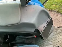 New holland t 7550 vierwielaangedreven landbouwtractor - afbeelding 34 van  37