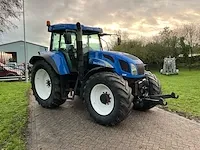 New holland t 7550 vierwielaangedreven landbouwtractor - afbeelding 7 van  37