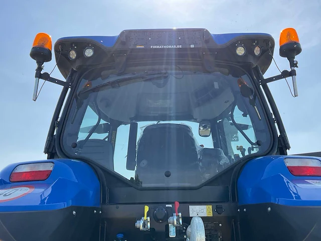 New holland t6.145 vierwielaangedreven landbouwtractor - afbeelding 15 van  56