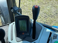 New holland t6.145 vierwielaangedreven landbouwtractor - afbeelding 30 van  56