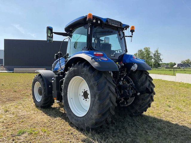 New holland t6.145 vierwielaangedreven landbouwtractor - afbeelding 54 van  56