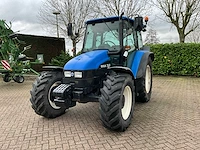 New holland tl90 vierwielaangedreven landbouwtractor - afbeelding 1 van  32